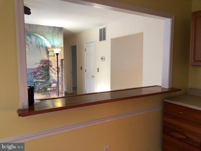 3340 Angus Road Barboursville, VA 22923 - Photo 7 of 22 Breakfast bar