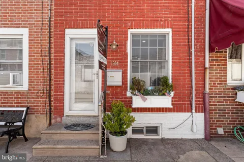 $350,000 | 1304 South Howard Street, Philadelphia, PA 19147
