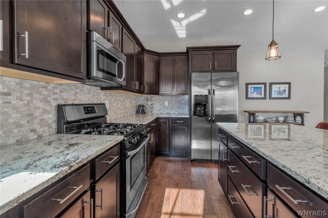 72 Dockside Parkway Amherst, NY 14051 - Photo 21 of 46