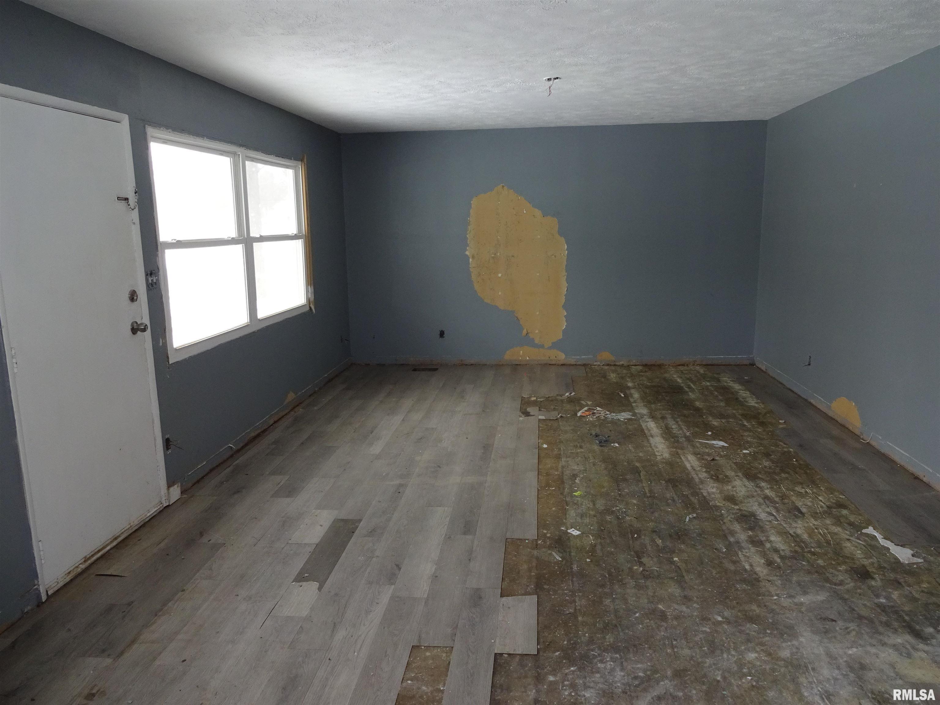 9 Alken Court Springfield, IL 62703 - Photo 3 of 17