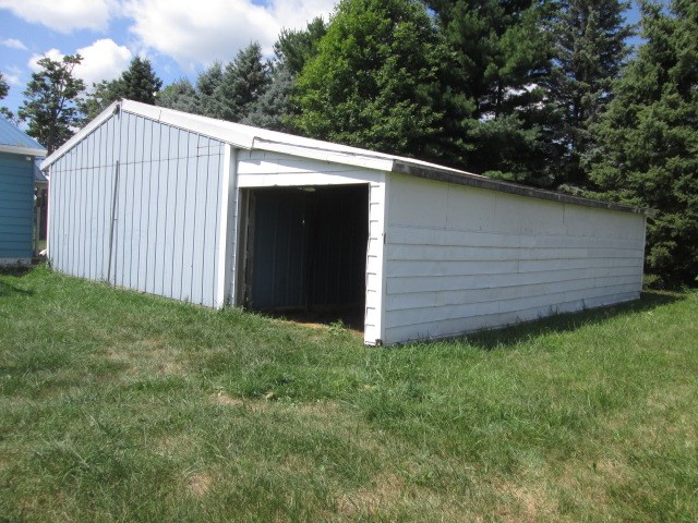 4825 South Morrice Road Owosso, MI 48867 - Photo 11 of 22