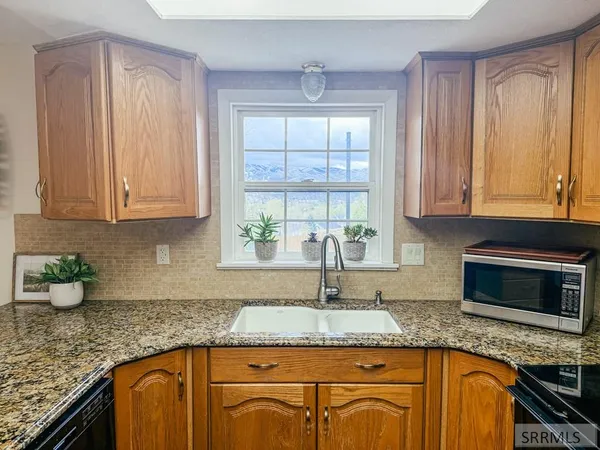 $370,000 | 801 Jessie Avenue, Pocatello, ID 83201