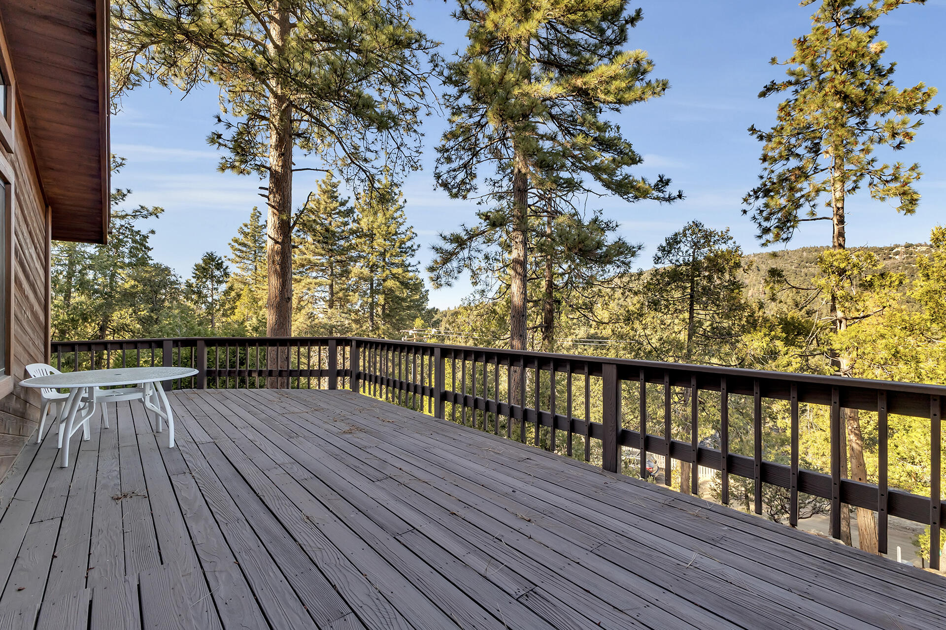 53071 Middleridge Drive Idyllwild, CA 92549 - Photo 29 of 50 a view of balcony with wooden floor