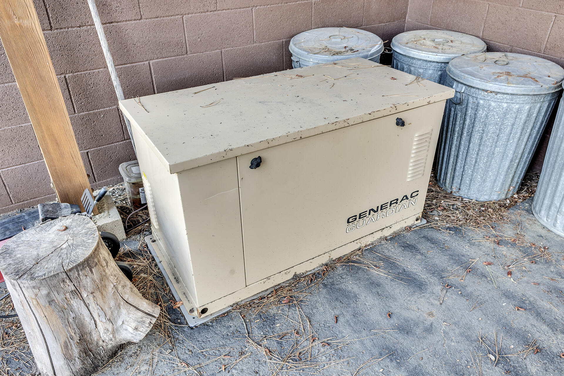 53071 Middleridge Drive Idyllwild, CA 92549 - Photo 47 of 50 a utility room with dryer and washer
