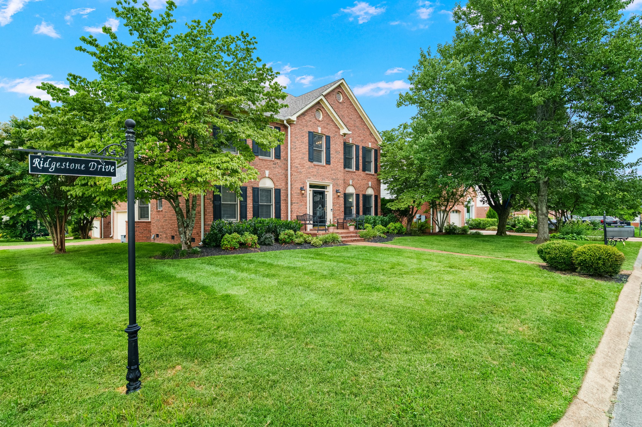 417 Ridgestone Drive Franklin, TN 37064 - Photo 4 of 85