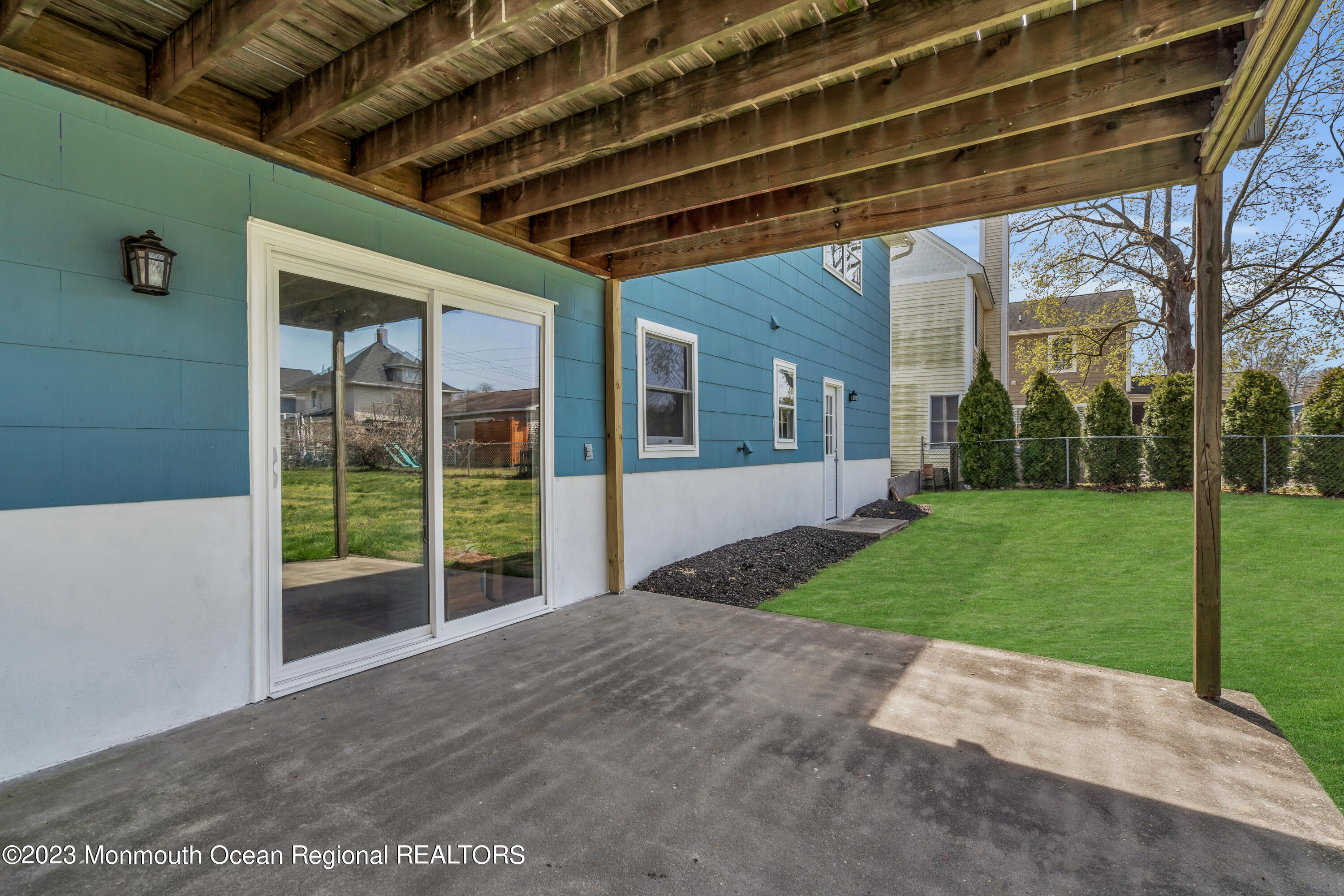 1011 Rue Avenue Point Pleasant, NJ 08742 - Photo 30 of 31 051_dsc05134