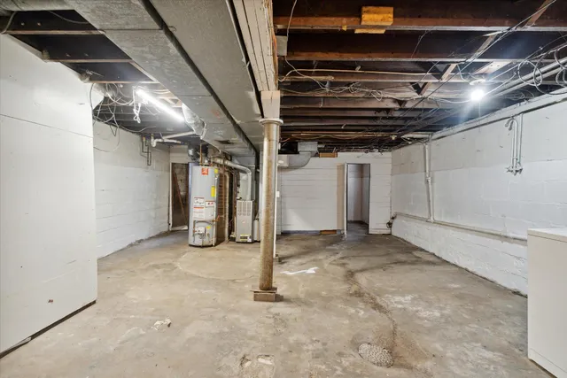 $124,900 | 619 North State Street, Jackson, MI 49202