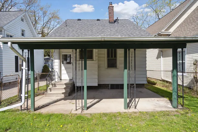 $124,900 | 619 North State Street, Jackson, MI 49202