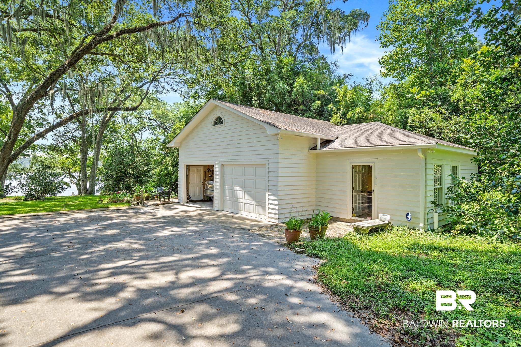 2151 Venetia Road Mobile, AL 36605 - Photo 33 of 47