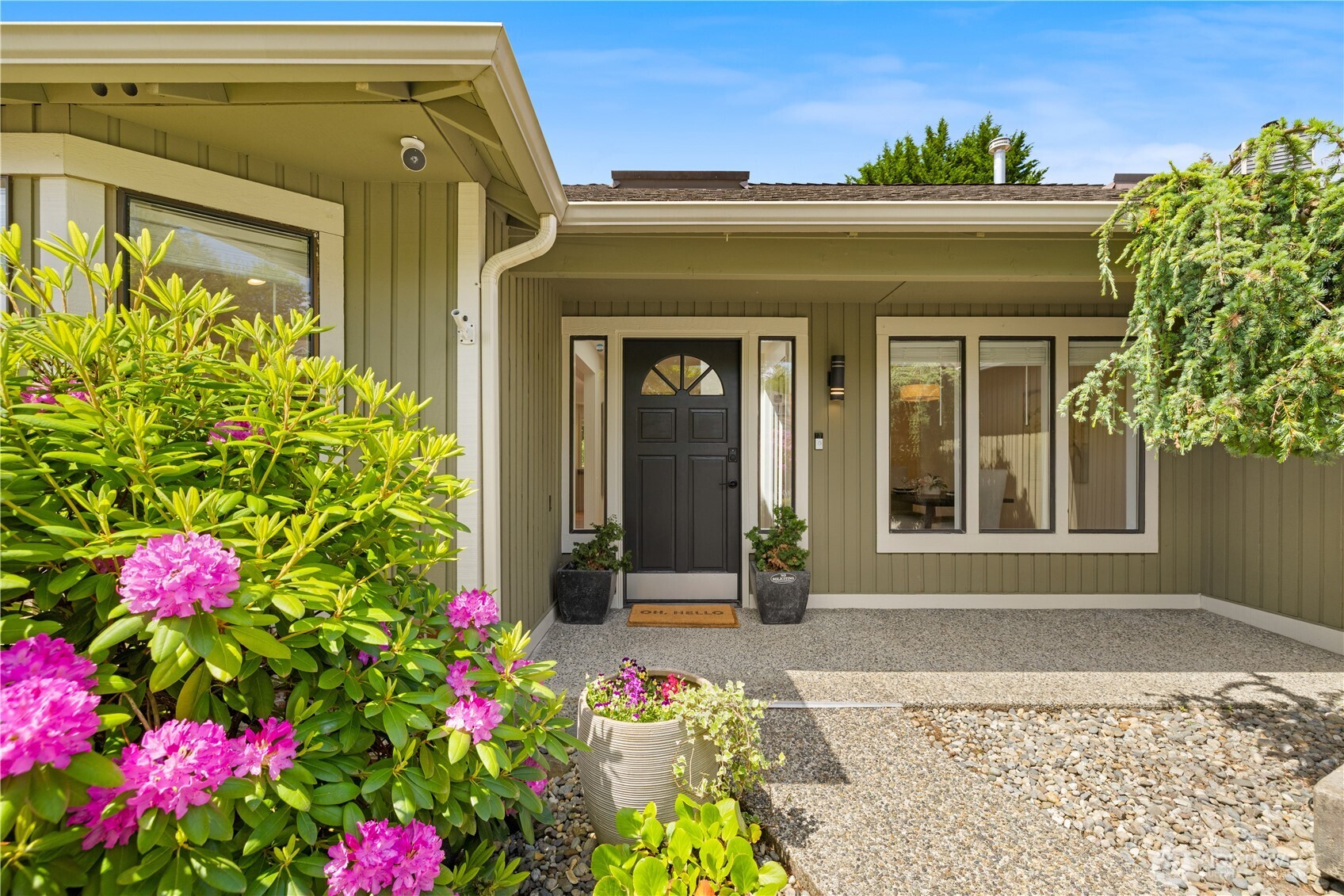 14821 104th Avenue Northeast Bothell, WA 98011 - Photo 1 of 38