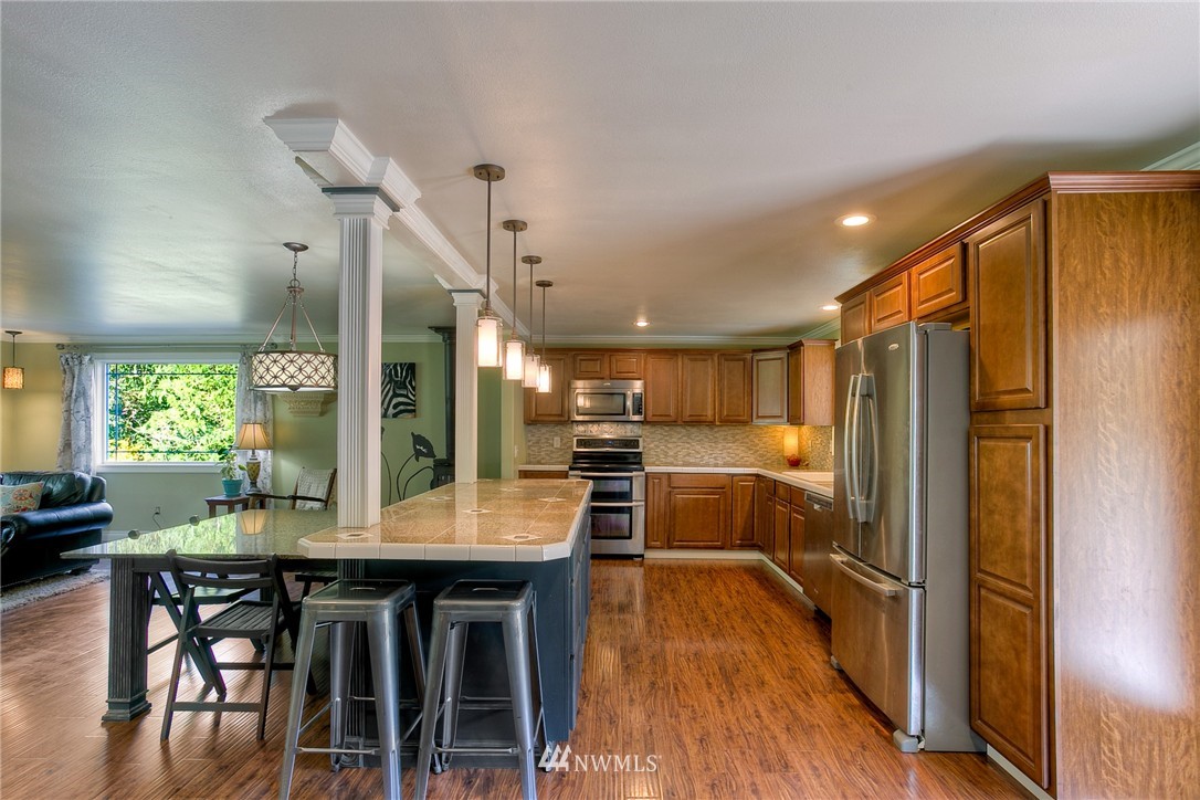 4310 Delphi Road Southwest Olympia, WA 98512 - Photo 4 of 25 Gallery Image 4