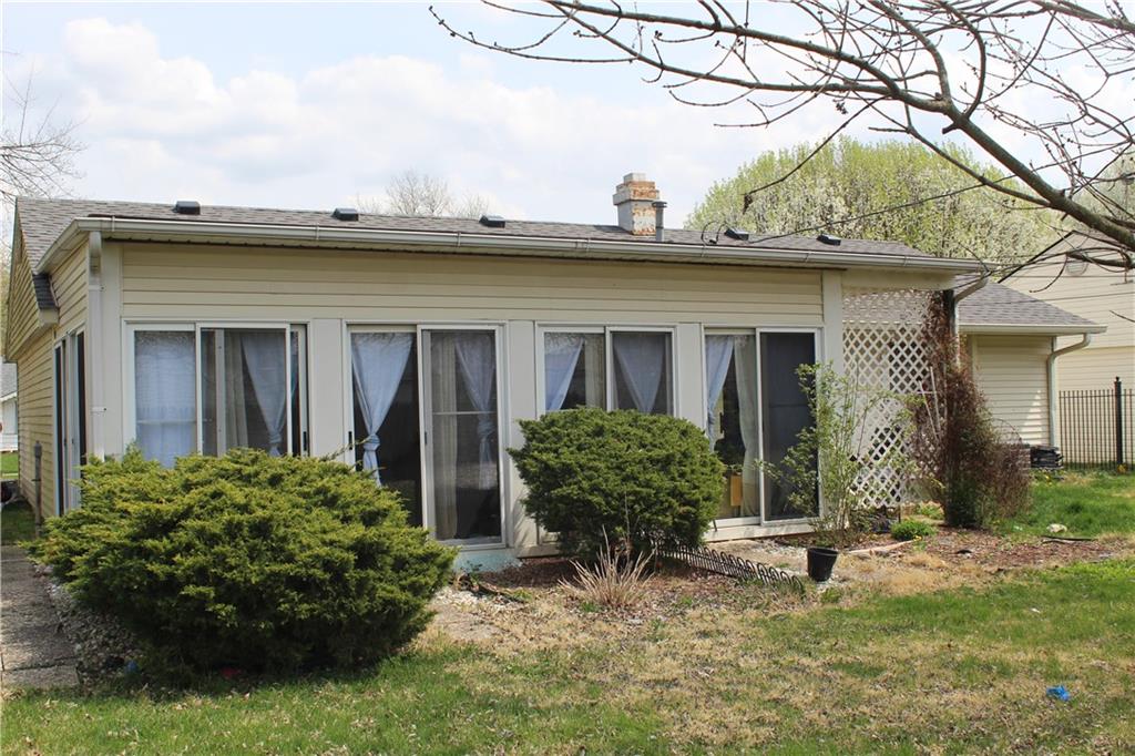 1512 Roberts Road Franklin, IN 46131 - Photo 3 of 4 Gallery Image 3