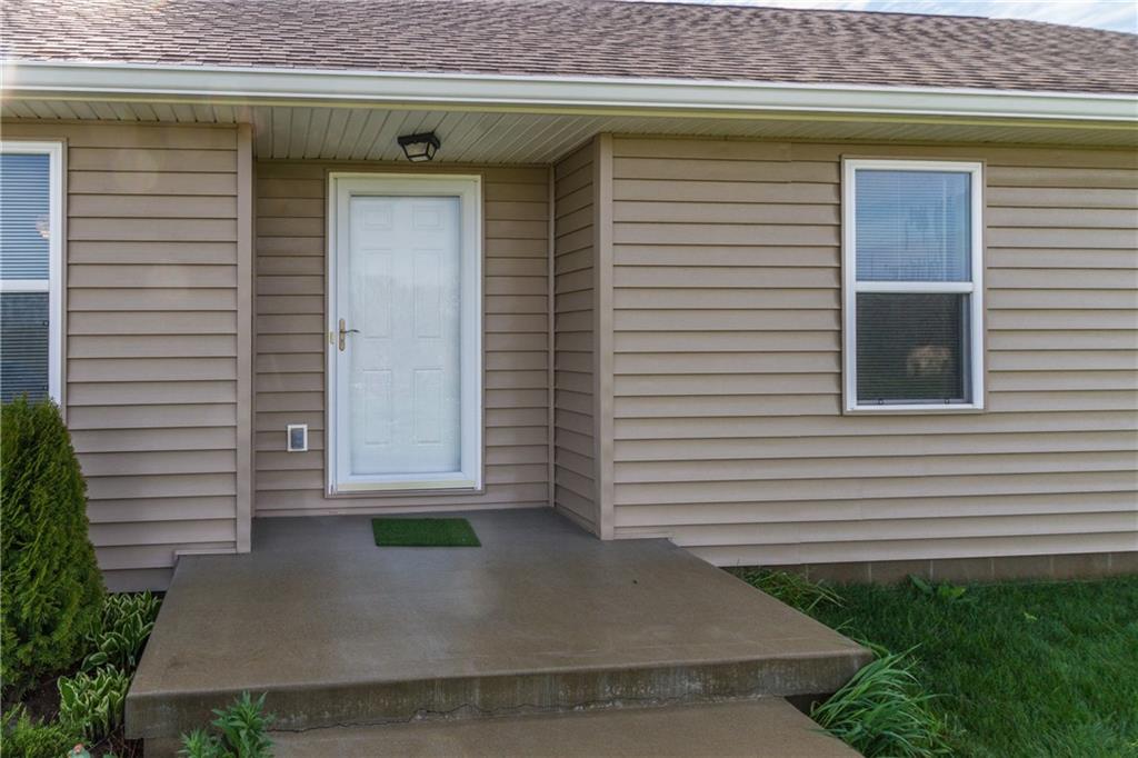 8100 South Mill Road Knightstown, IN 46148 - Photo 3 of 21