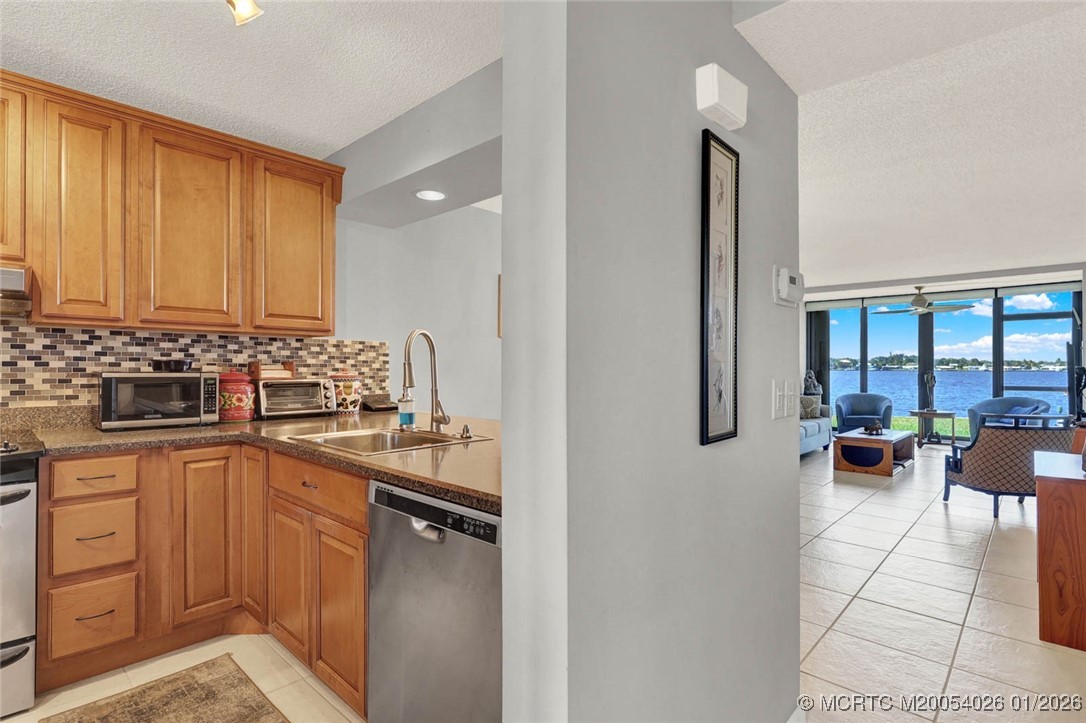 1950 Southwest Palm City Road, Unit 8106 Stuart, FL 34994 - Photo 7 of 54 Gallery Image 7