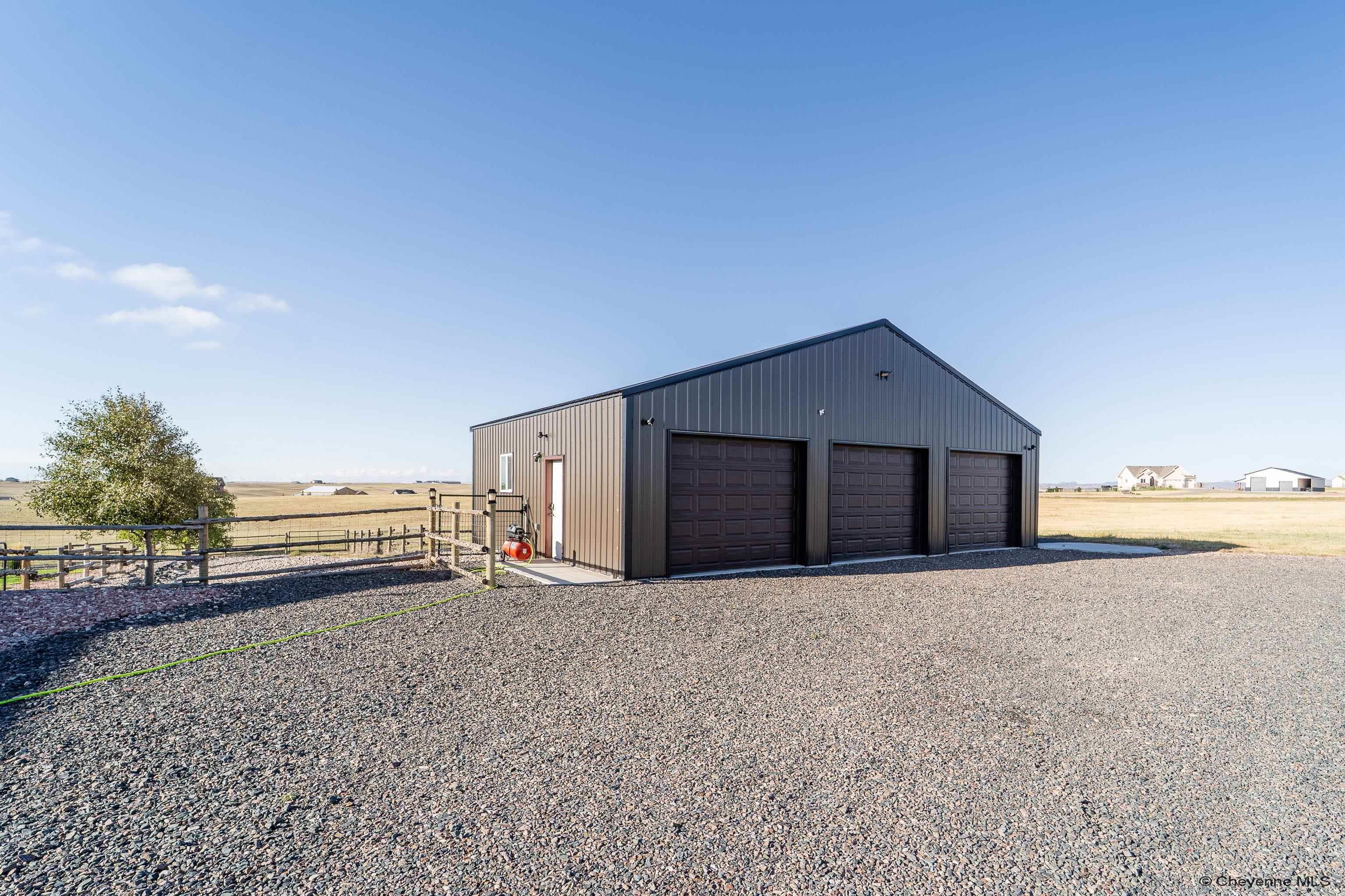 1479 Scenic Ridge Drive Cheyenne, WY 82009 - Photo 4 of 36 Gallery Image 4