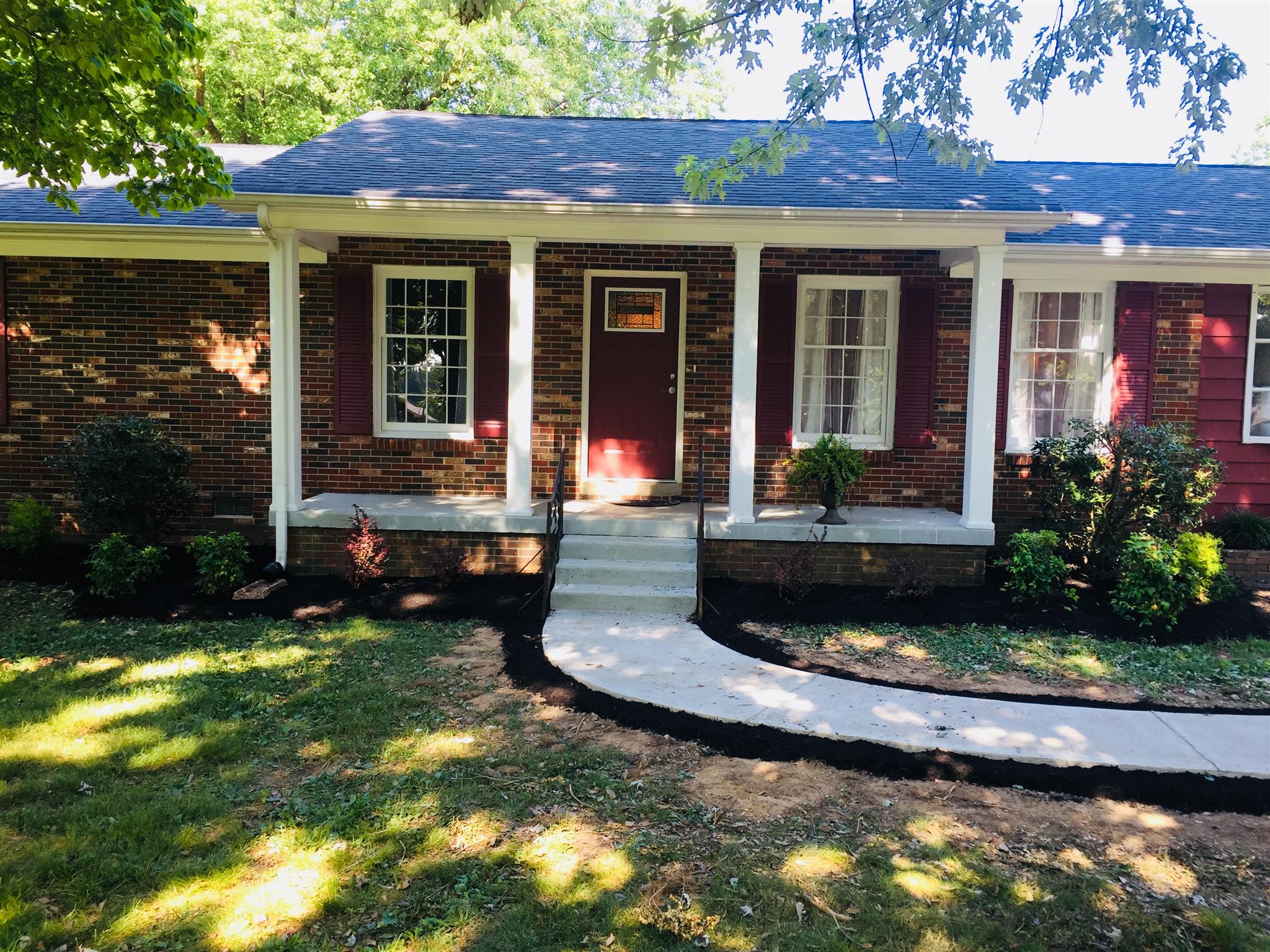 110 Riggs Avenue Portland, TN 37148 - Photo 3 of 26 Gallery Image 3