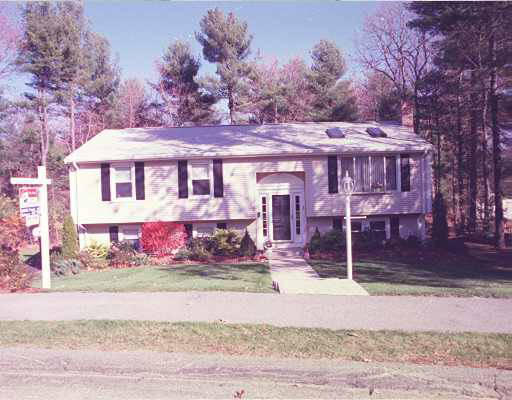 27 Pontiac Road Walpole, MA 02081 - Photo 1 of 1 Gallery Image 1