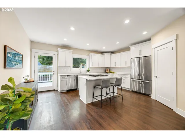 $999,000 | 8623 Southeast 11th Avenue, Portland, OR 97202