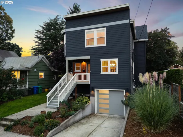 $999,000 | 8623 Southeast 11th Avenue, Portland, OR 97202