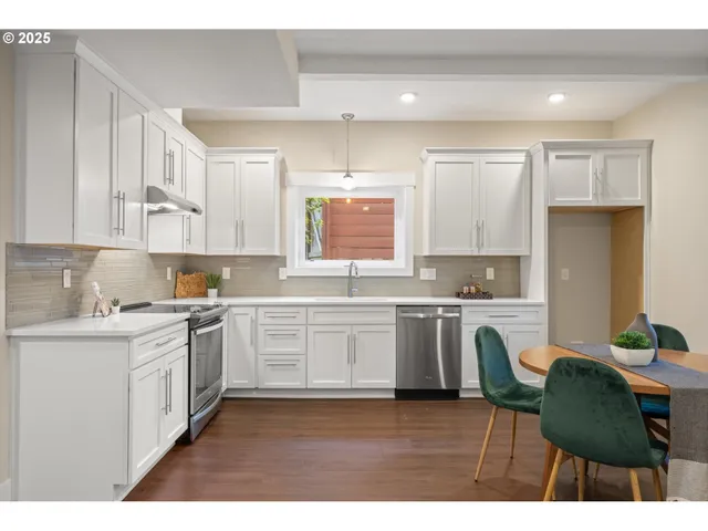 $999,000 | 8623 Southeast 11th Avenue, Portland, OR 97202