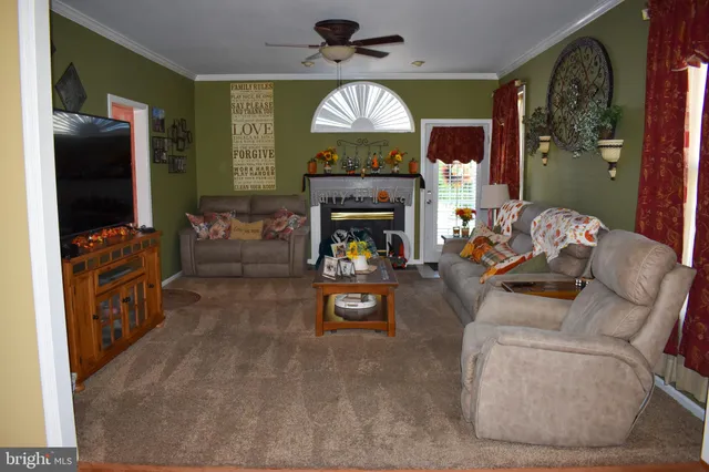 $789,900 | 72 Overlook Circle, Garnet Valley, PA 19060