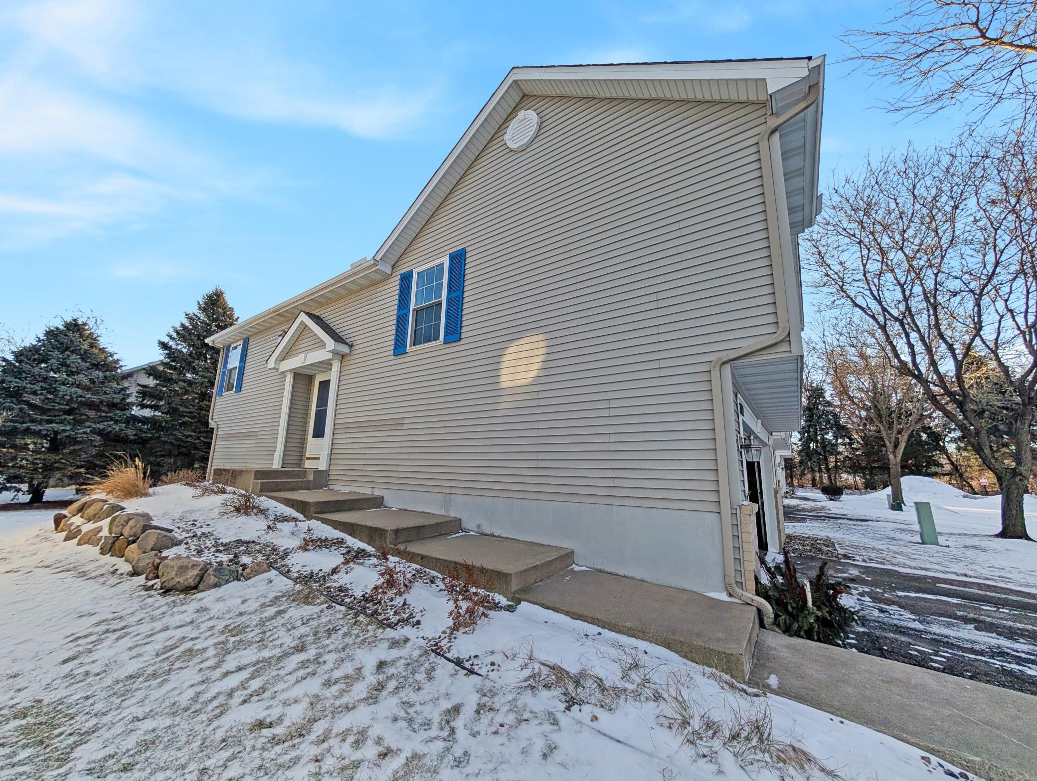 7472 Hampton Lane Shakopee, MN 55379 - Photo 28 of 33