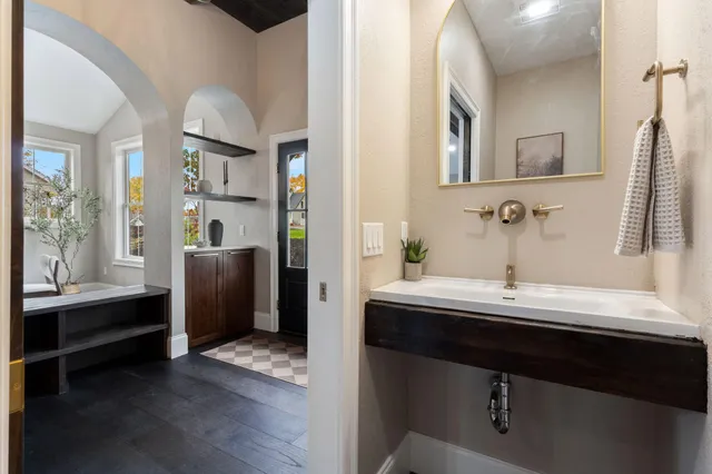 $1,190,000 | 6 Tide Water Drive, Biddeford, ME 04005