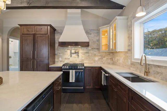 $1,190,000 | 6 Tide Water Drive, Biddeford, ME 04005