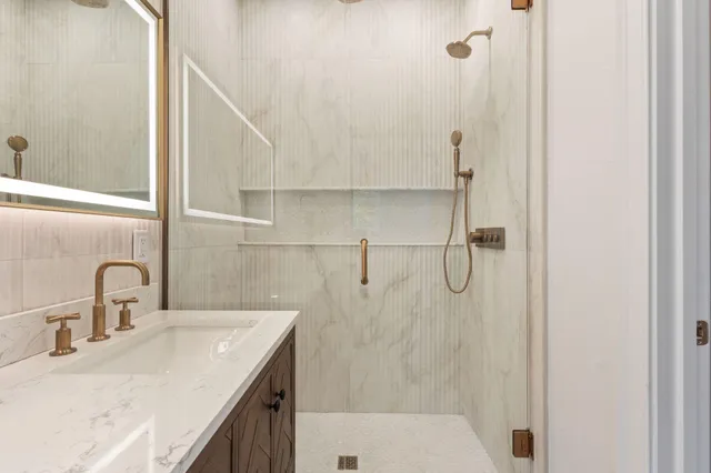 $1,150,000 | 6 Tide Water Drive, Biddeford, ME 04005