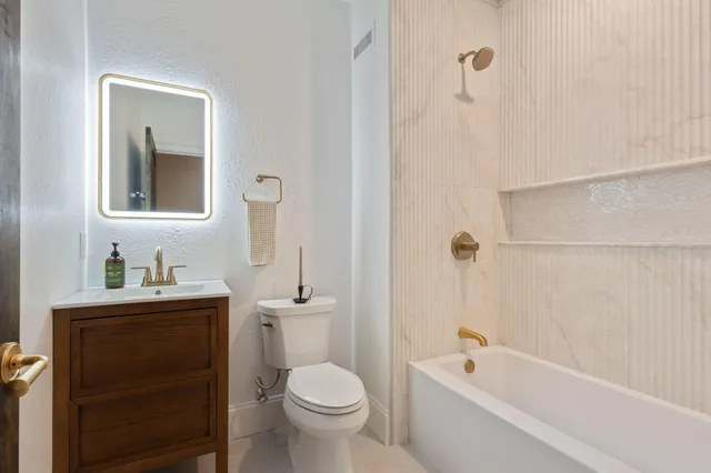 $1,150,000 | 6 Tide Water Drive, Biddeford, ME 04005