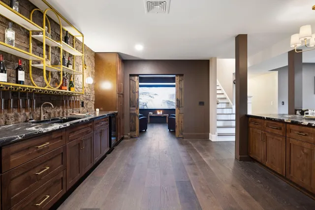 $1,150,000 | 6 Tide Water Drive, Biddeford, ME 04005