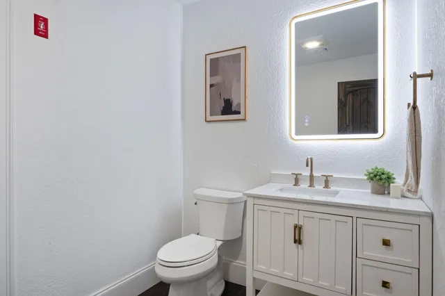 $1,190,000 | 6 Tide Water Drive, Biddeford, ME 04005