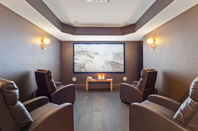 $1,190,000 | 6 Tide Water Drive, Biddeford, ME 04005