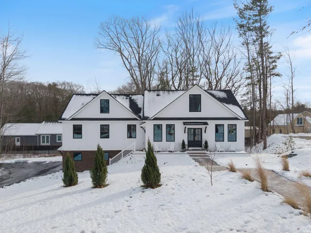 $1,150,000 | 6 Tide Water Drive, Biddeford, ME 04005