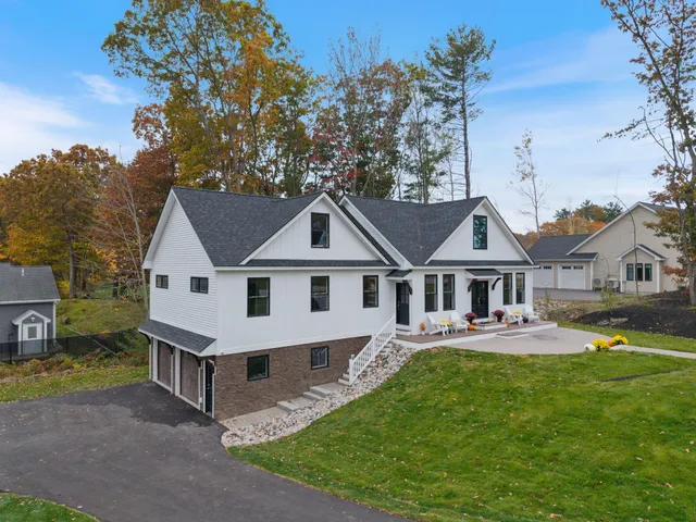 $1,150,000 | 6 Tide Water Drive, Biddeford, ME 04005