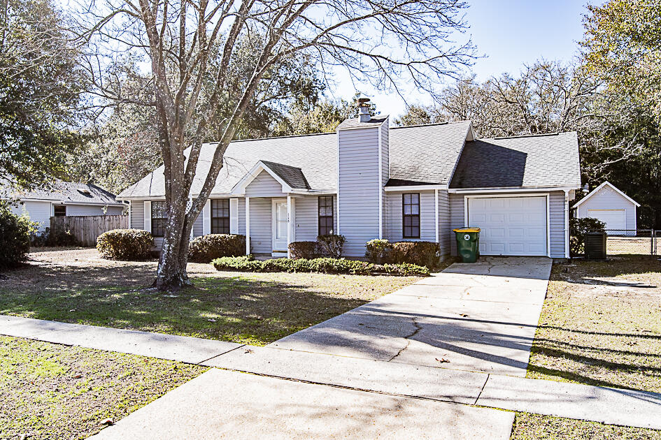 116 Walker Circle West Crestview, FL 32539 - Photo 2 of 20 a view of house with yard