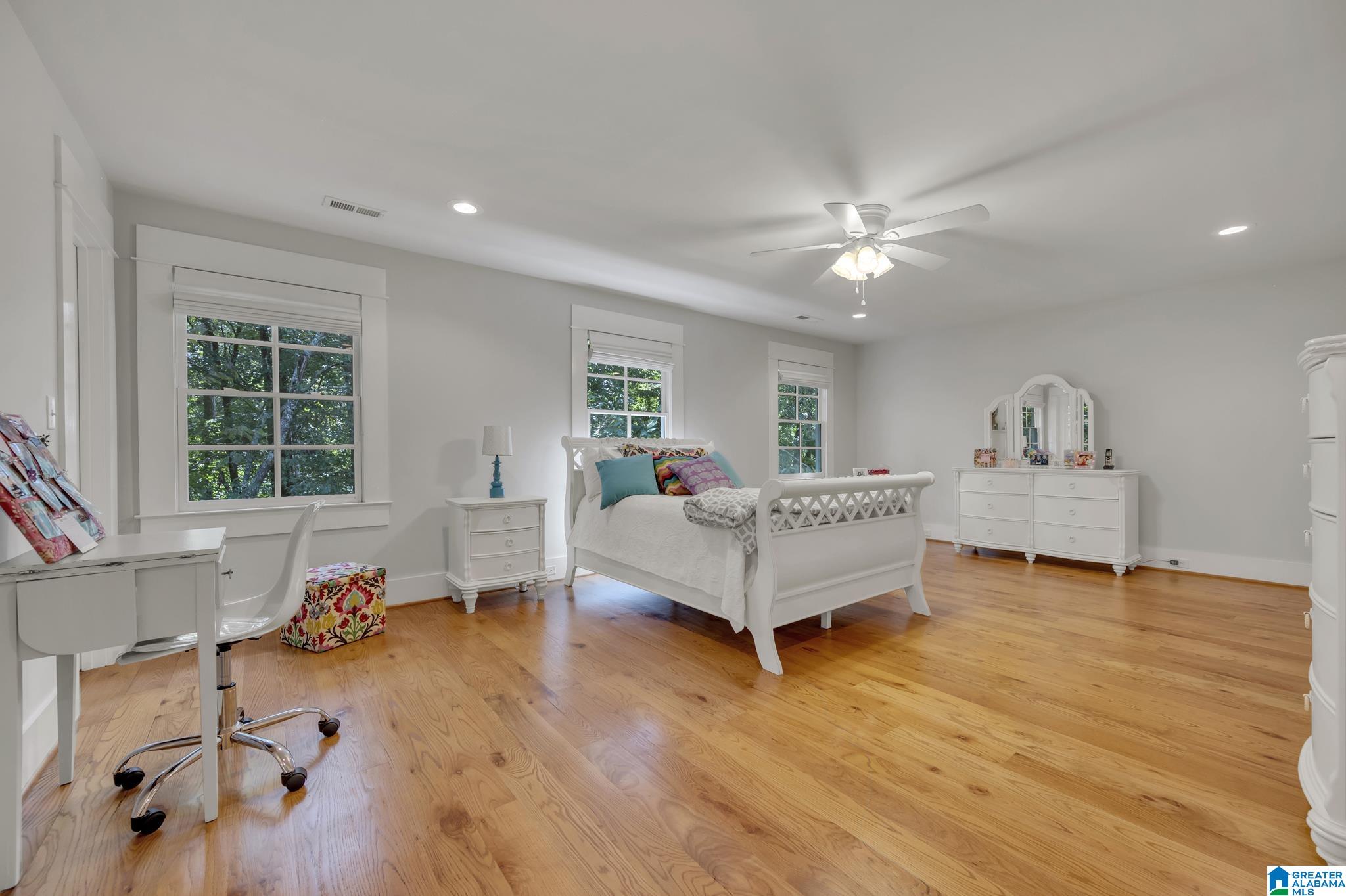 151 Oak Circle Hayden, AL 35079 - Photo 33 of 48