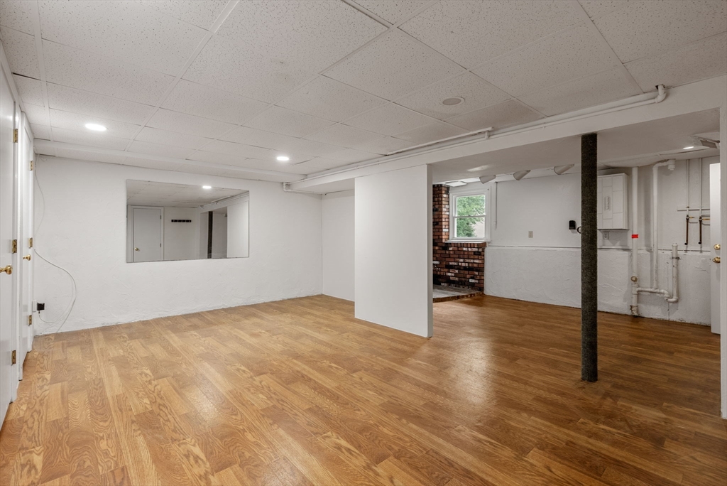 5 Old Central Turnpike Framingham, MA 01702 - Photo 15 of 32 a view of an empty room