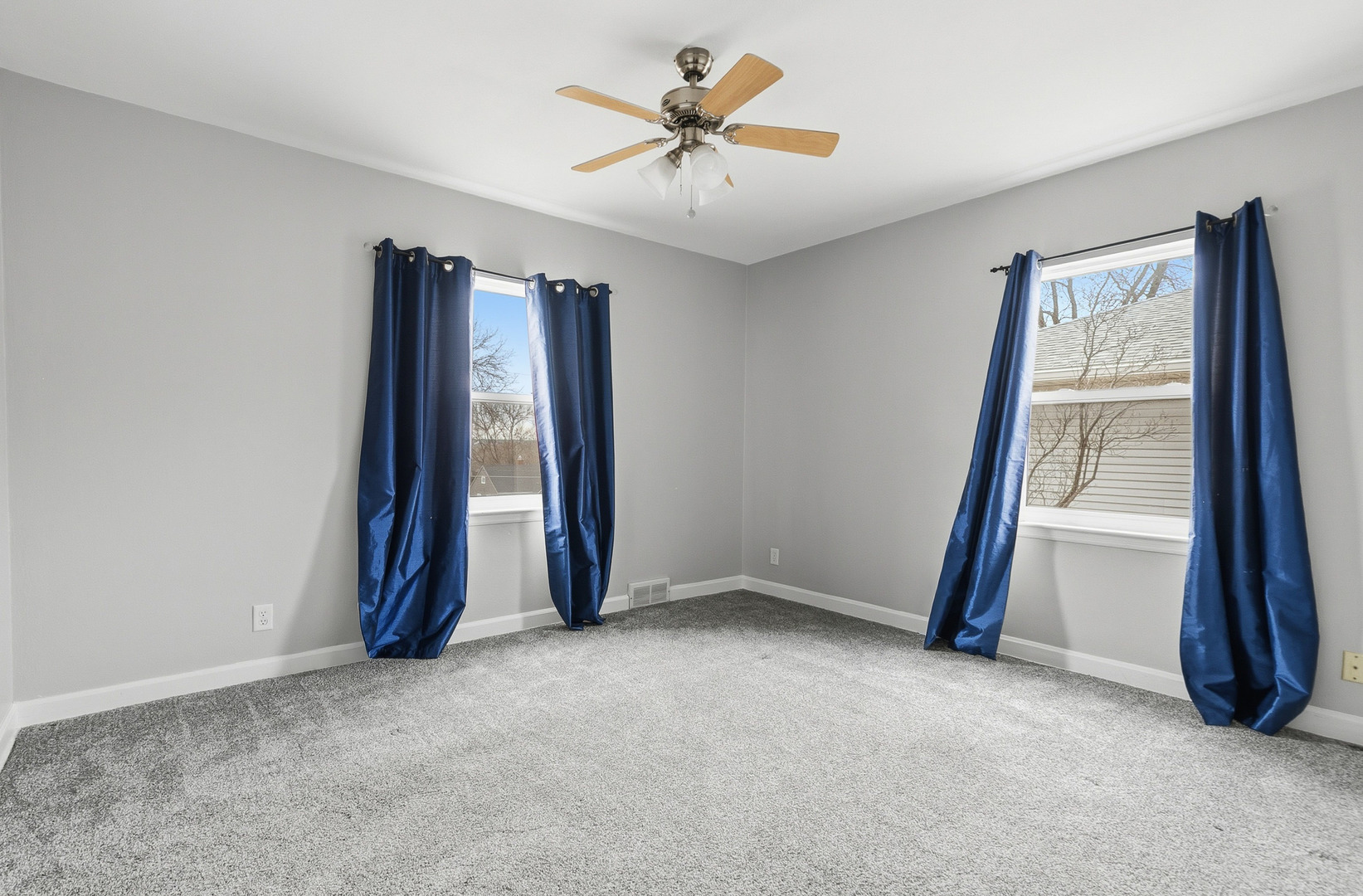 3237 12th Street Rock Island, IL 61201 - Photo 23 of 36 a view of an empty room with a fireplace