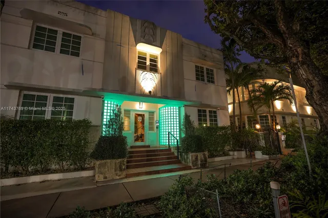 $399,000 | 349 Meridian Avenue, Unit B207, Miami Beach, FL 33139