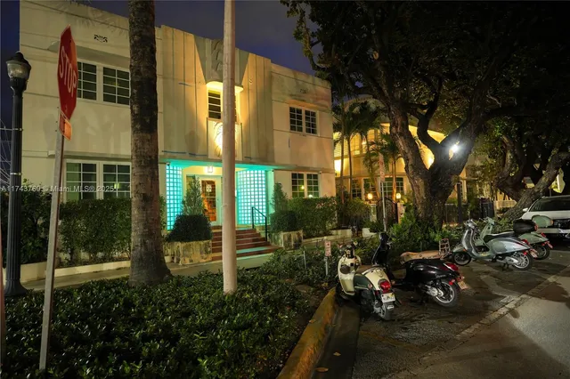 $399,000 | 349 Meridian Avenue, Unit B207, Miami Beach, FL 33139