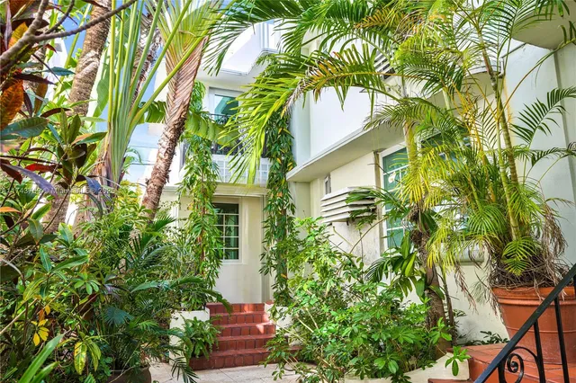 $399,000 | 349 Meridian Avenue, Unit B207, Miami Beach, FL 33139