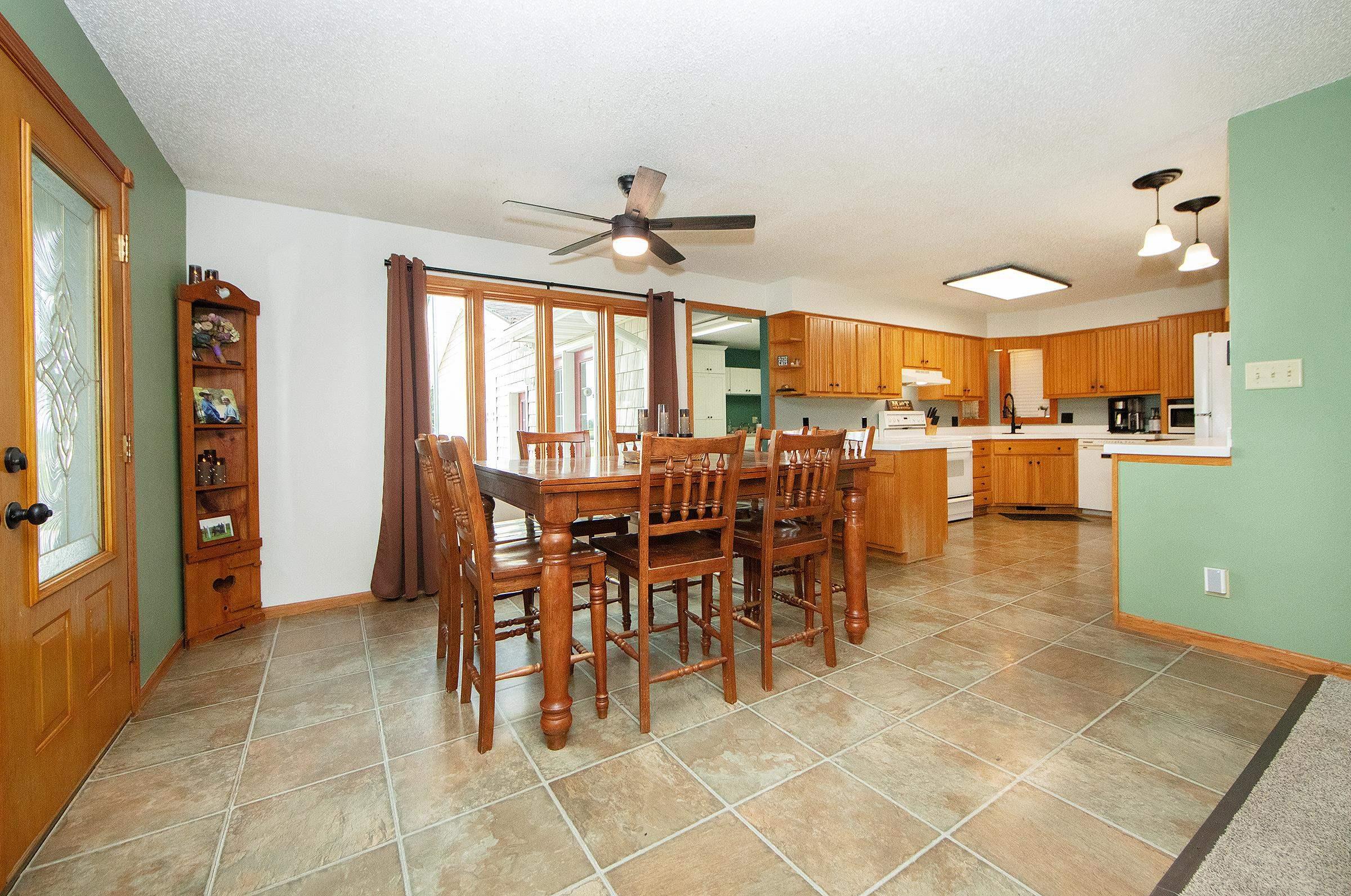 817 North Vernon Conrad, IA 50621 - Photo 8 of 27 Gallery Image 8