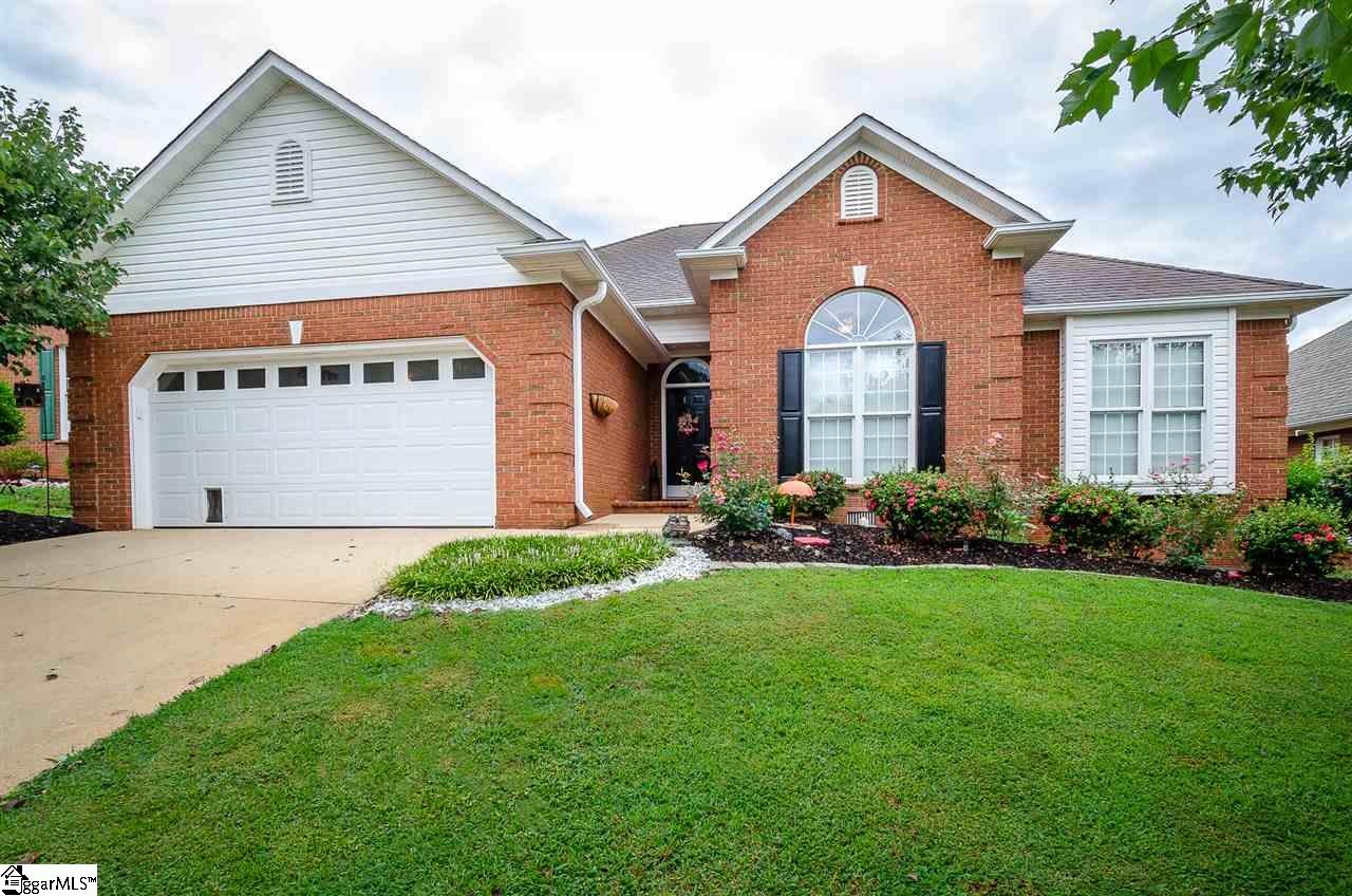 8 Foxfield Way Greer, SC 29651 - Photo 2 of 27