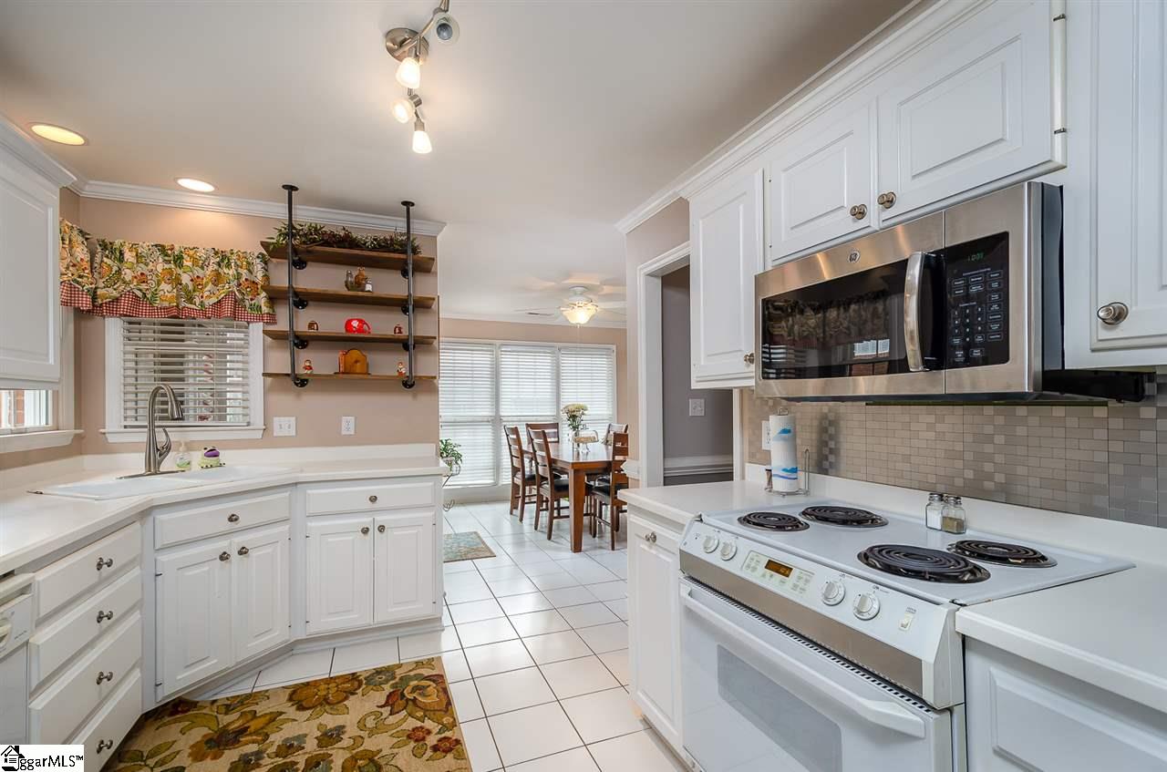 8 Foxfield Way Greer, SC 29651 - Photo 18 of 27