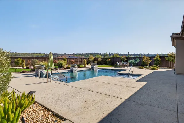 $1,850,000 | 812 Fallen Log Court, Rocklin, CA 95765