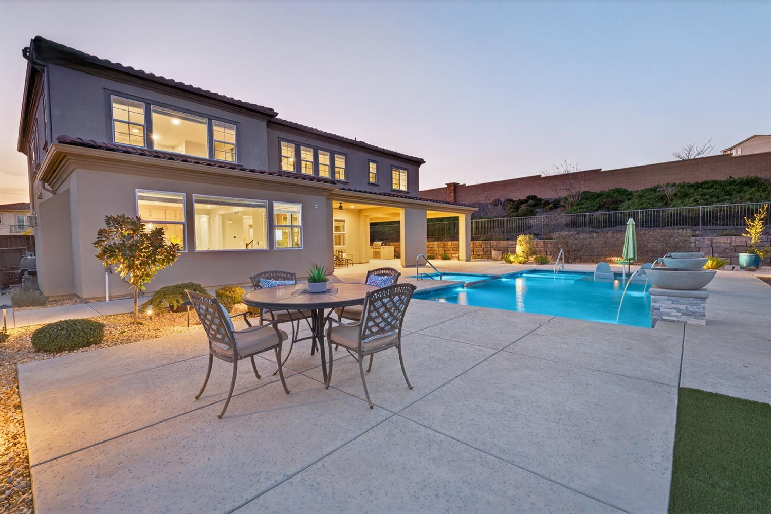 812 Fallen Log Court Rocklin, CA 95765 - Photo 7 of 89