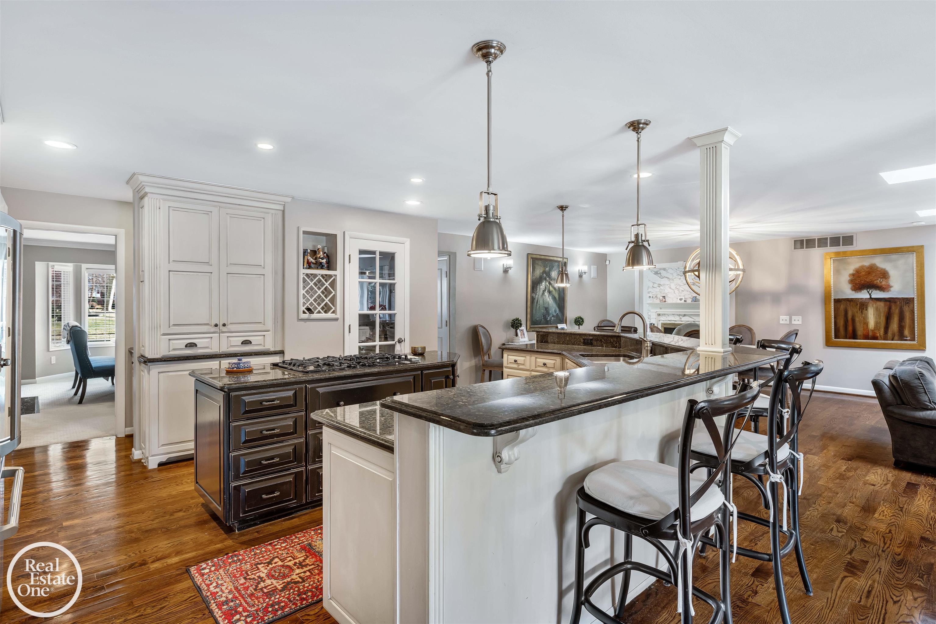 535 Ballantyne Road Grosse Pointe Shores, MI 48236 - Photo 20 of 89