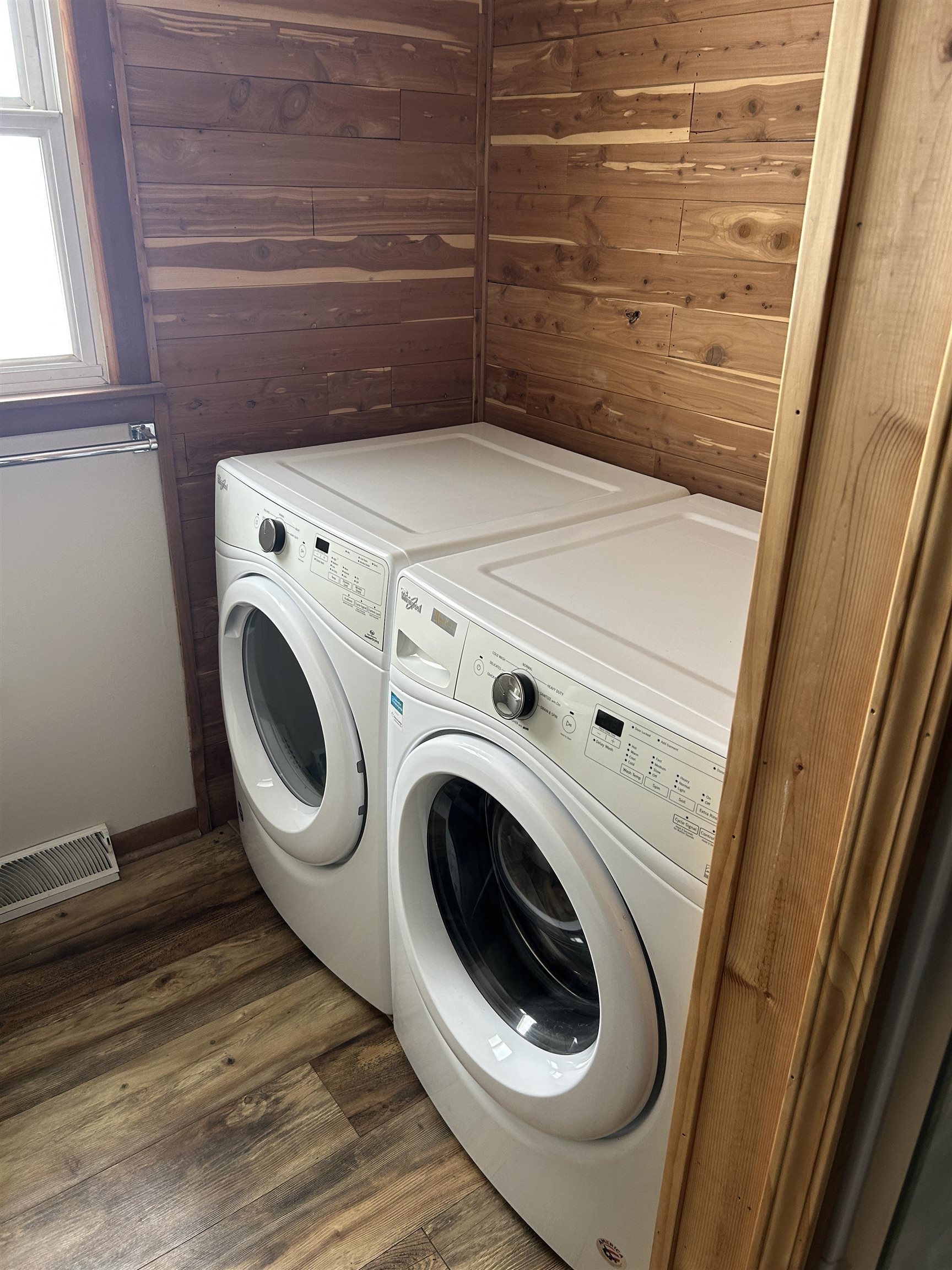 2129 Sunset Drive Freeport, IL 61032 - Photo 13 of 17