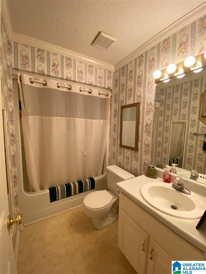 1302 Park Avenue Oneonta, AL 35121 - Photo 6 of 48